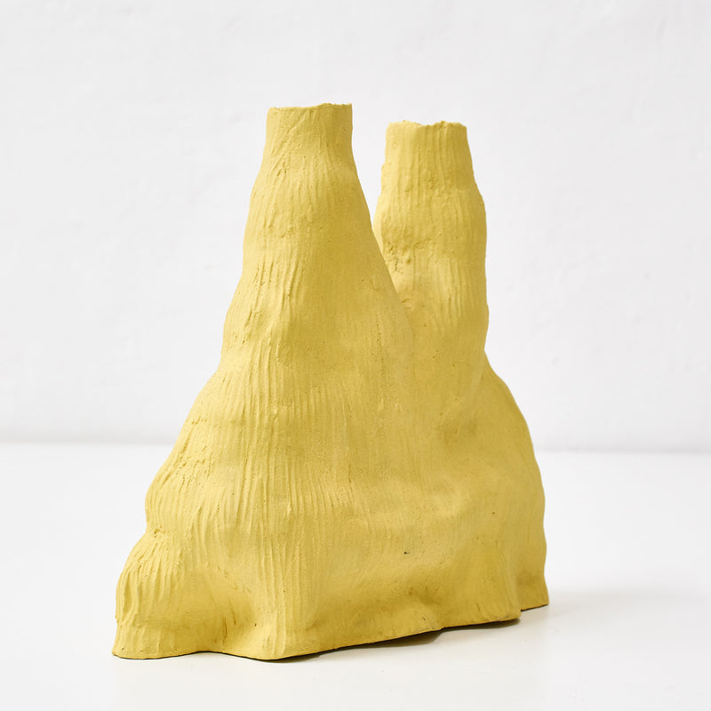 siup-studio-yellow-vase-Twinpeaks-cuemars