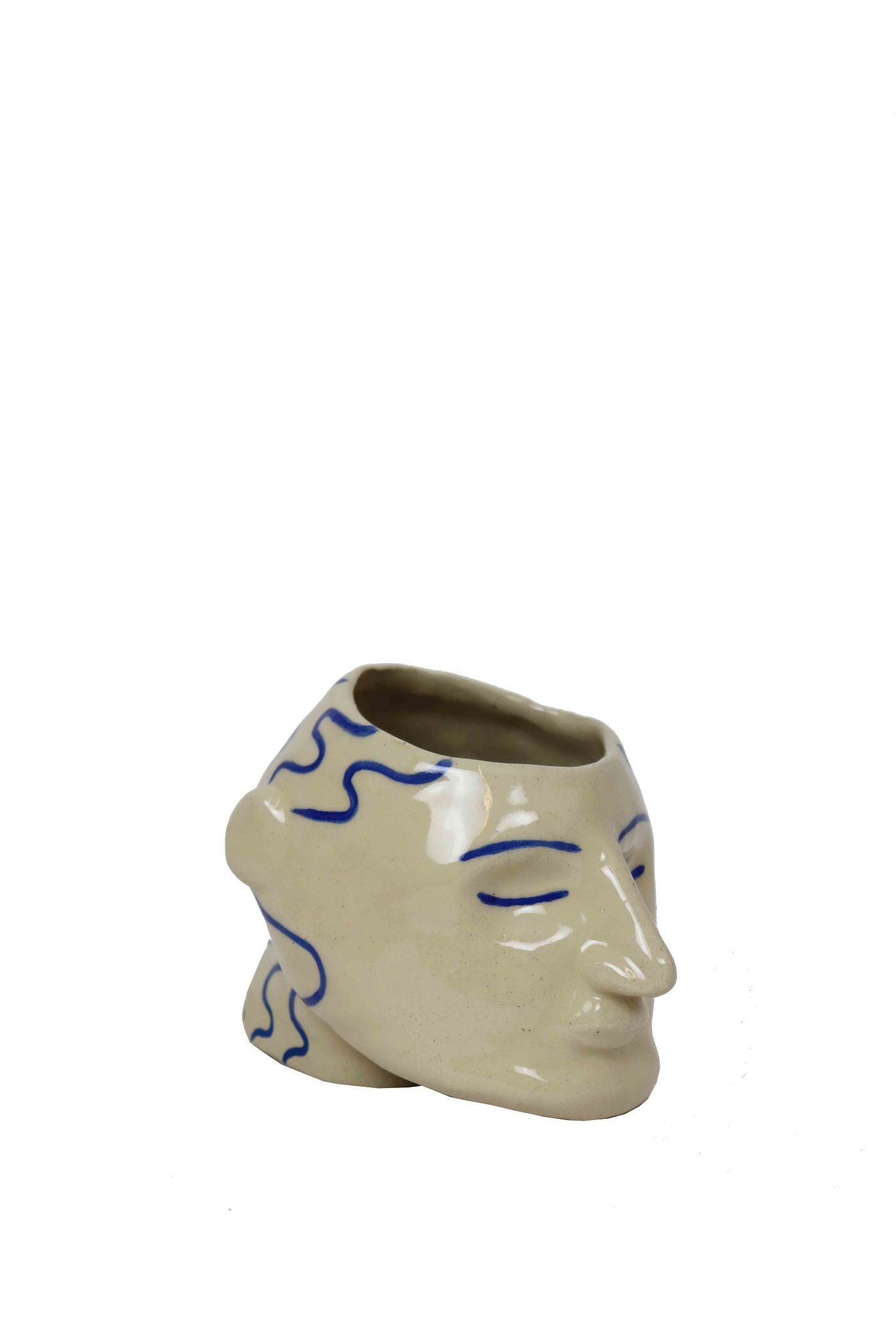 product picture of handmade head pottery planter by Sophie Alda for Cuemars