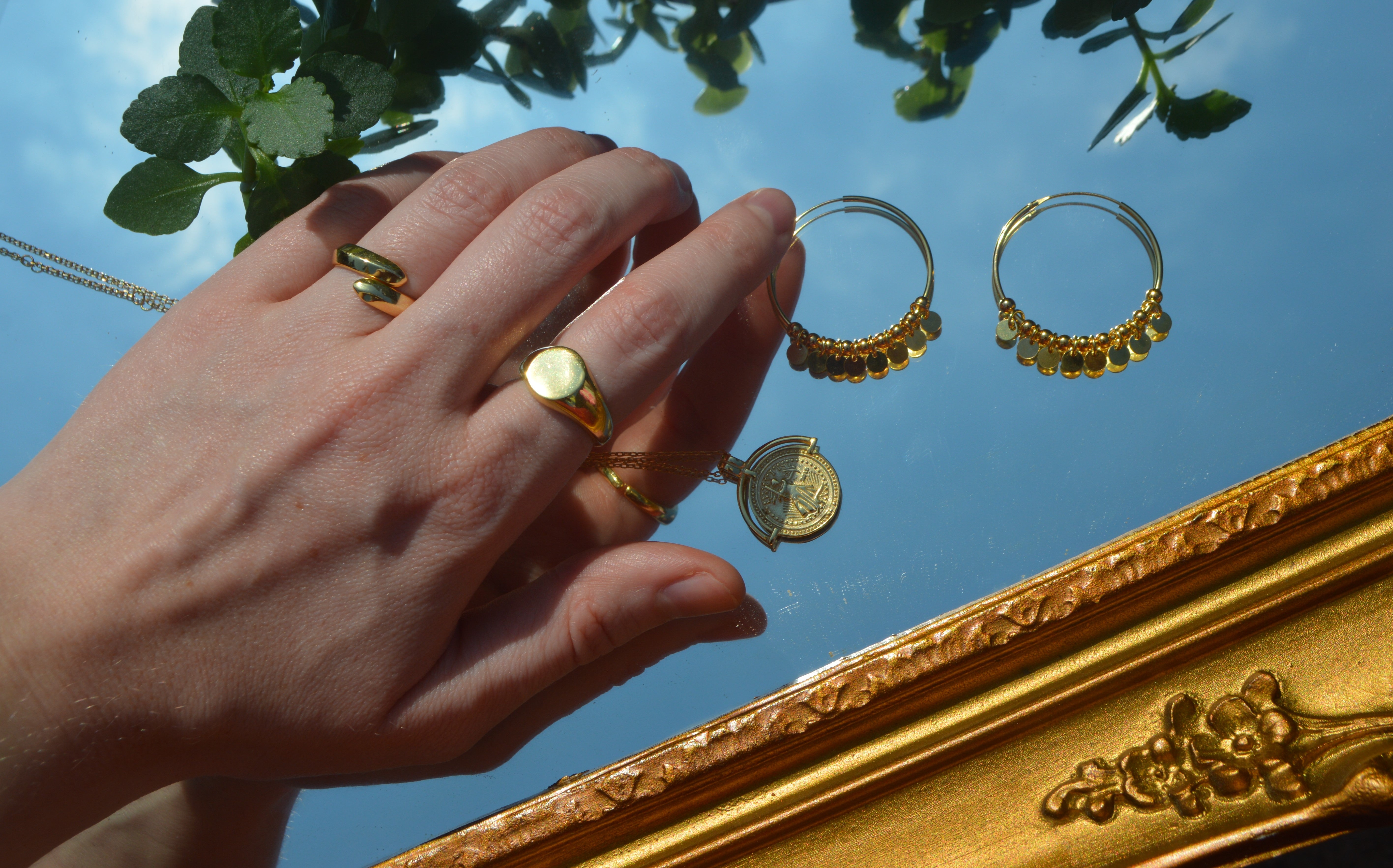 How can I measure my ring size at home?