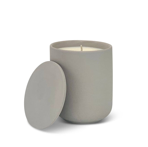 Ceramic candle | Oud & Tobacco Leaf cemars