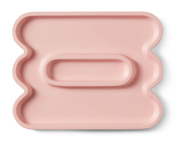 Resin tray pink catchall by Spanish design brand Octaevo, available at www.cuemars.com
