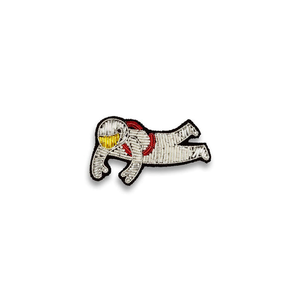 Cosmonaut brooch macon et lesquoy cuemars