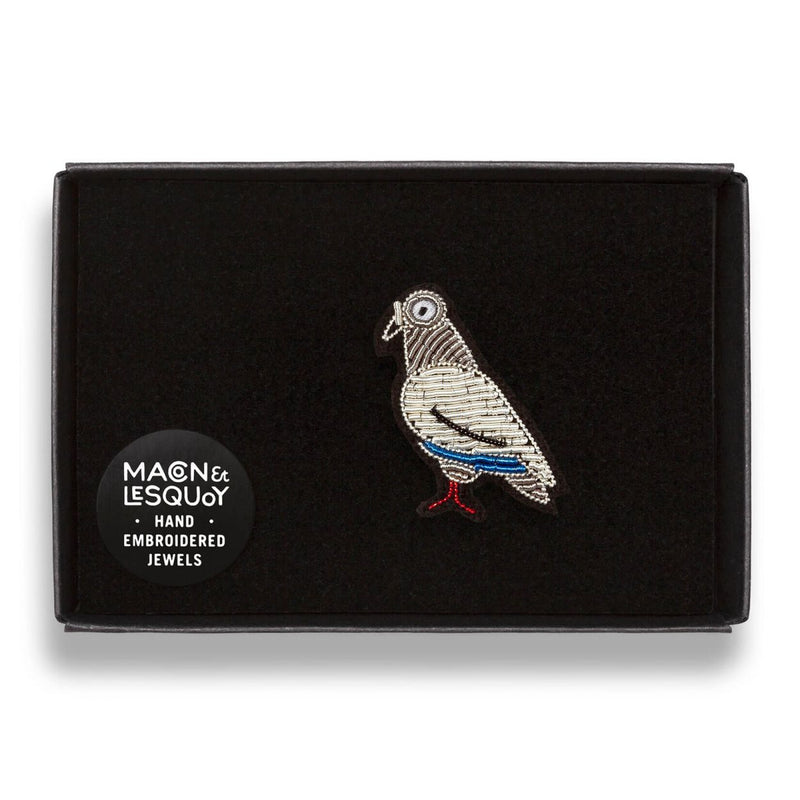Pigeon brooch macon et lesquoy cuemars