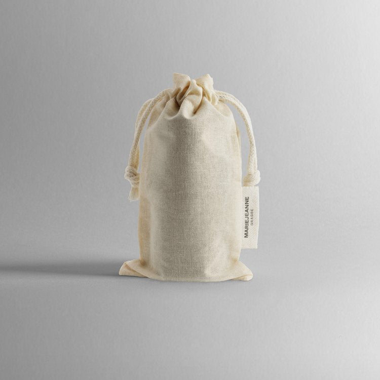 room mist in green glass bottle by Marie Jeanne, France. Brume Matcha scent. Available at cuemars.com