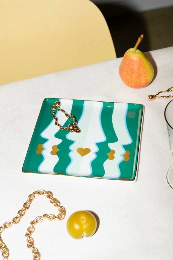 Colourful contemporary Ceramic Tray Beso designed by Octaevo in Barcelona, available at www.cuemars.com in London