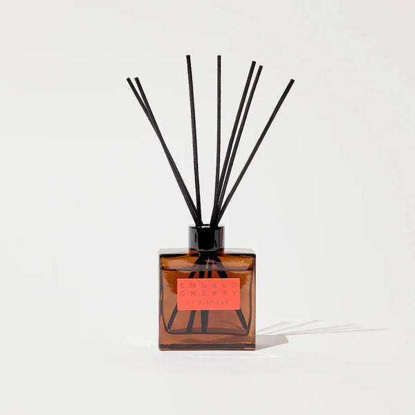 pfcandle-hifi-smoked-cherry-reed-diffuser-cuemars