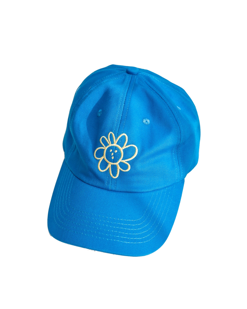 Silly Flower Dad Cap, designed by Tarta Gelatina, perfect for Summer. Durable and designer. Available at Cuemars.