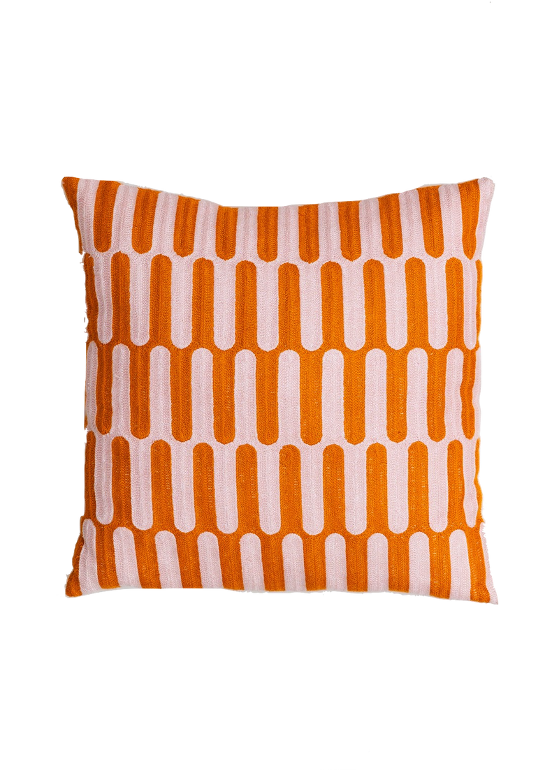 Ziggy Cushion by Tarta Gelatina – 45 × 45 cm hand-embroidered organic cotton cushion cover in wavy orange & pink pattern, sustainable artisan design