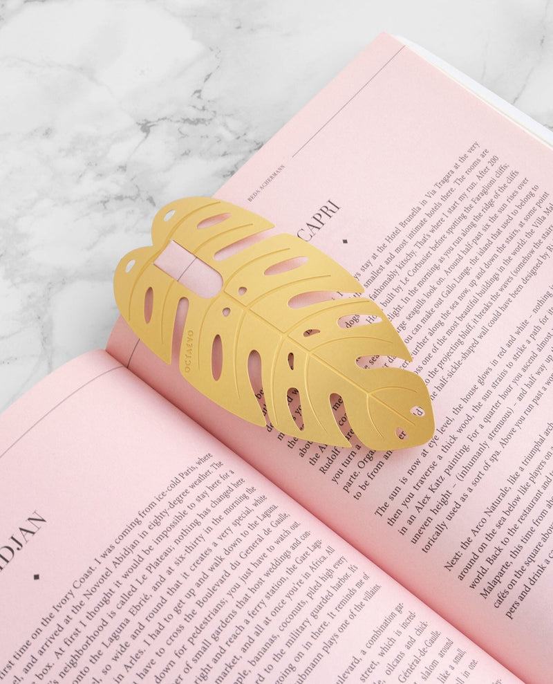 Octaevo-capri-bookmark-monstera-leaf-cuemars