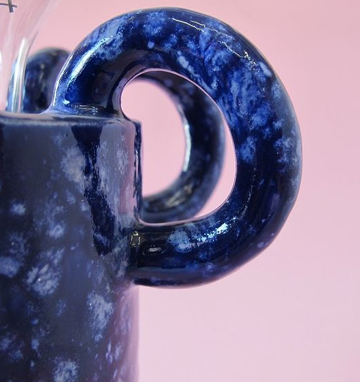 Close Up / Handles - The Riva Blue Ceramic Table Lamp by Arianna De Luca