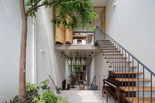 Preview: Gestalten Coffee Table Book - Vertical Living - Compact Architecture in Urban Spaces