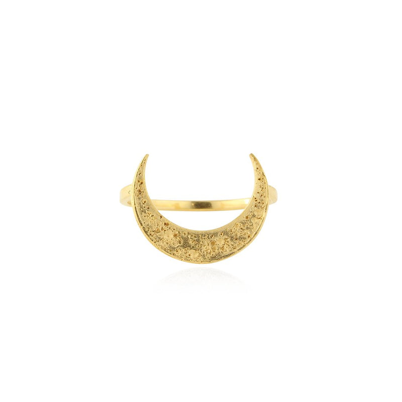 Crescent Moon Gold Plated Silver Ring featuring intricate details of the moon craters. Handmade by Momocreatura