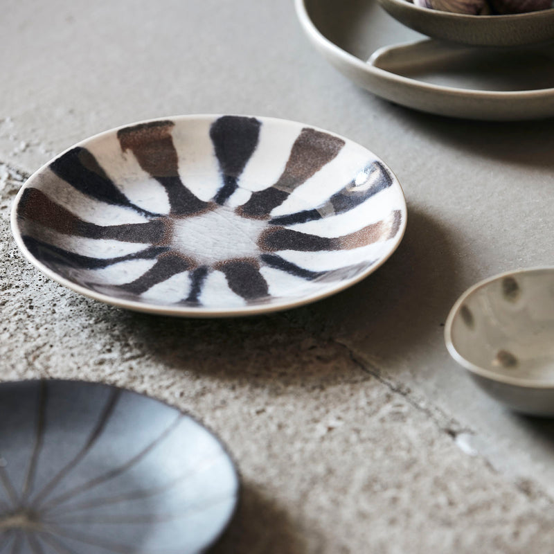 Lifestyle Photo of Stoneware Plates by House Doctor - Organi Pattern | Discover Kitchenware now at cuemars.com