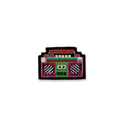 maconetlesquoy-ghetto-blaster-handmade-brooch-cuemars