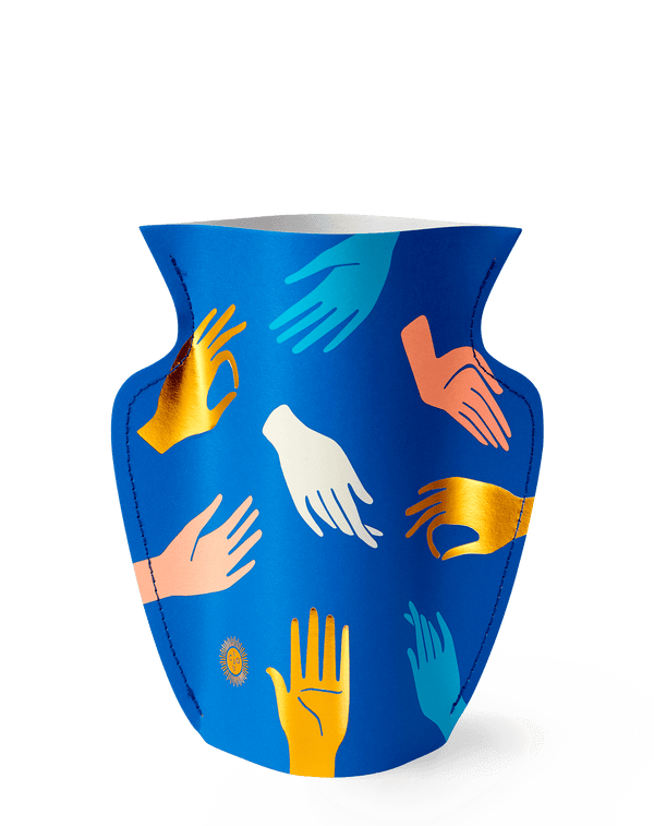 Product Picture of a handmade waterproof mini paper vase by Barcelona based design studio Octaevo