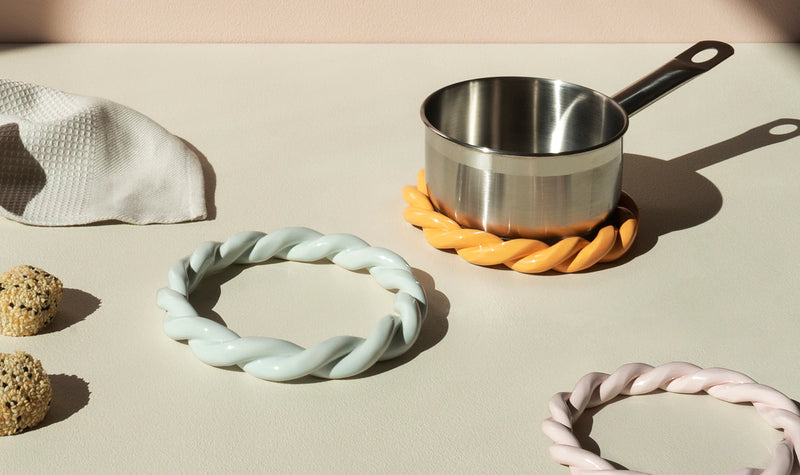 ceramic trivet collection by Barcelona based design studio Octaevo, available at cuemars.com