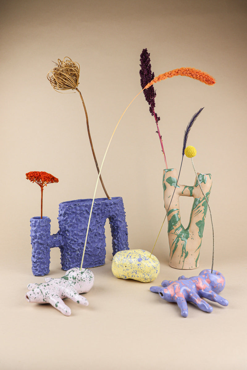 siup-studio-handmade-ceramics-vase-incense-holder-cuemars