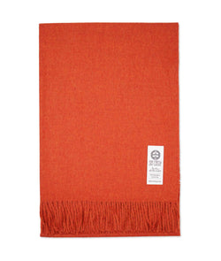 so-cosy-baby-alpaca-soft-blanket-deep-orange-cuemars